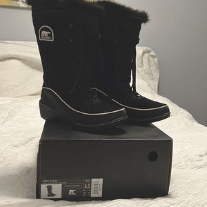 Black Sorel Tivoli III High Waterproof Boots size 6.5
